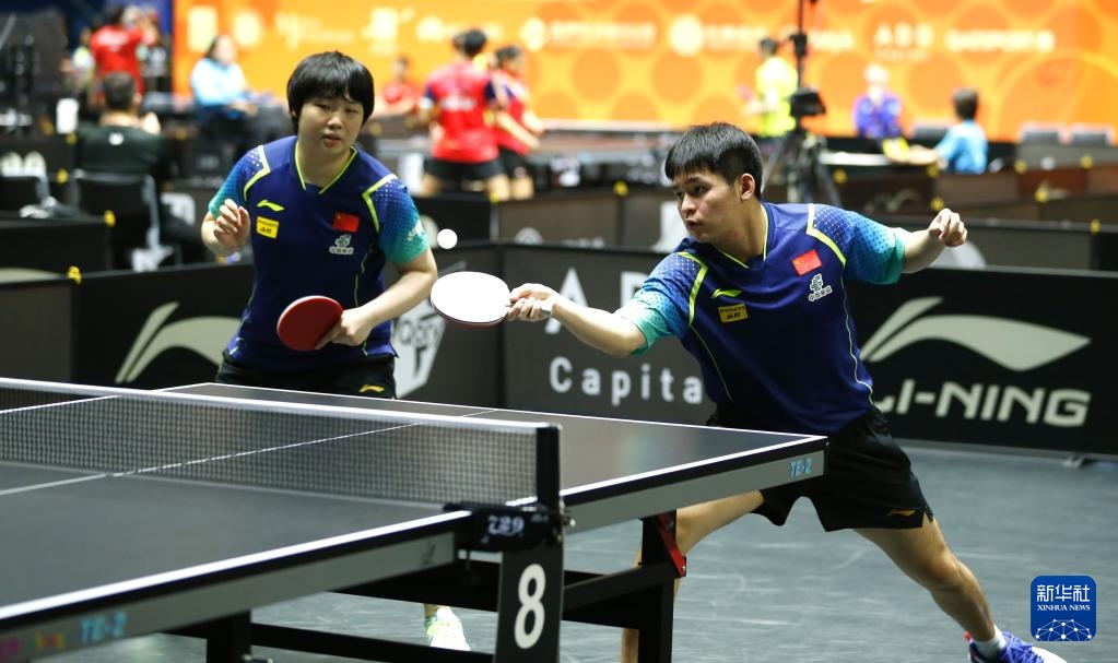 令人瞩目的 令人瞩目的