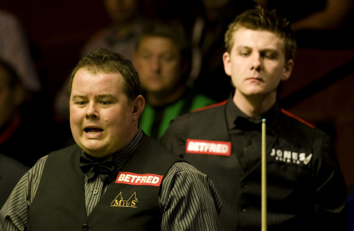 问题上做出 问题上做出