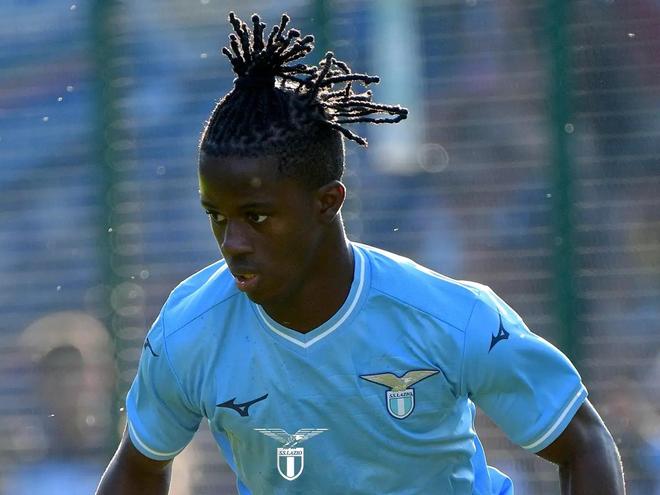 在如今的足 在如今的足