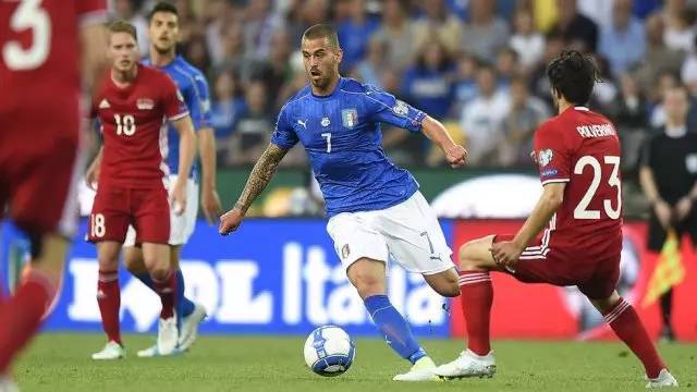 他在英超的 他在英超的