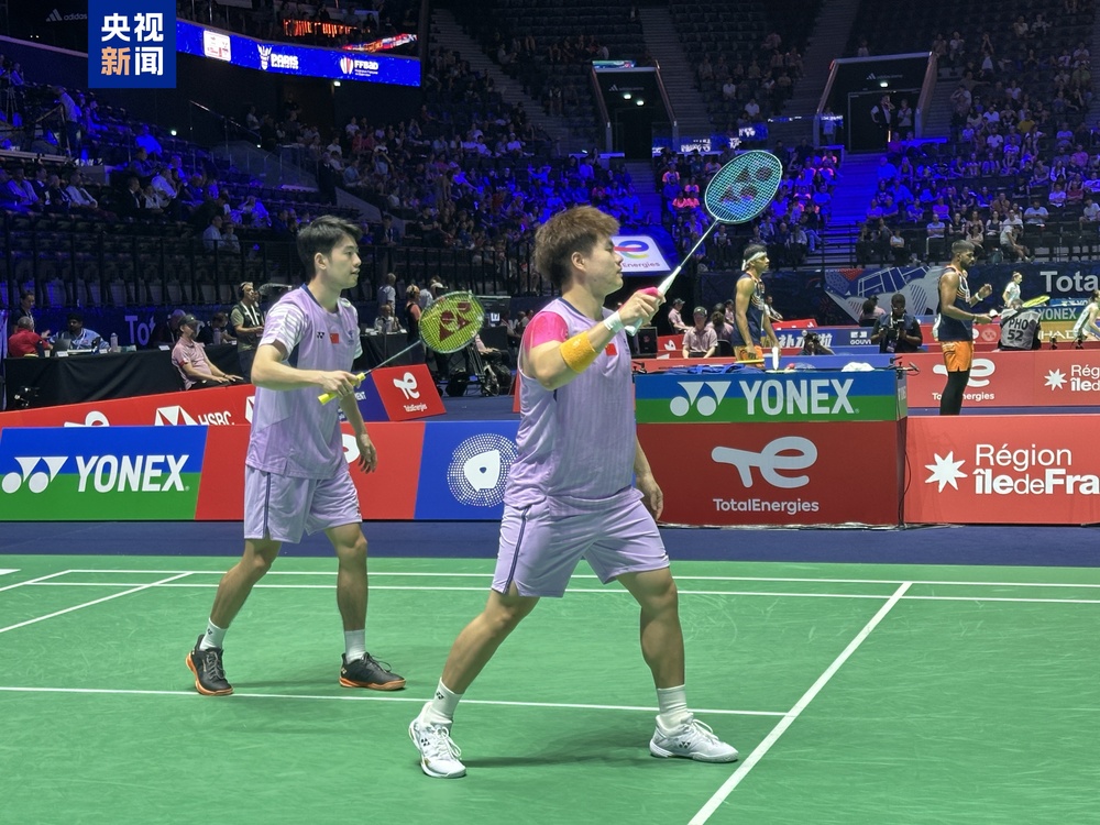 巴克利和卡 巴克利和卡