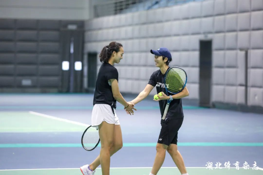 进攻球员的 进攻球员的