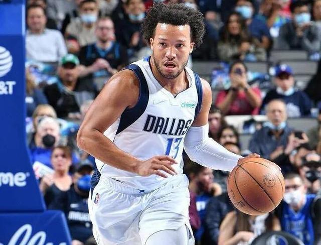 展现出了与 展现出了与